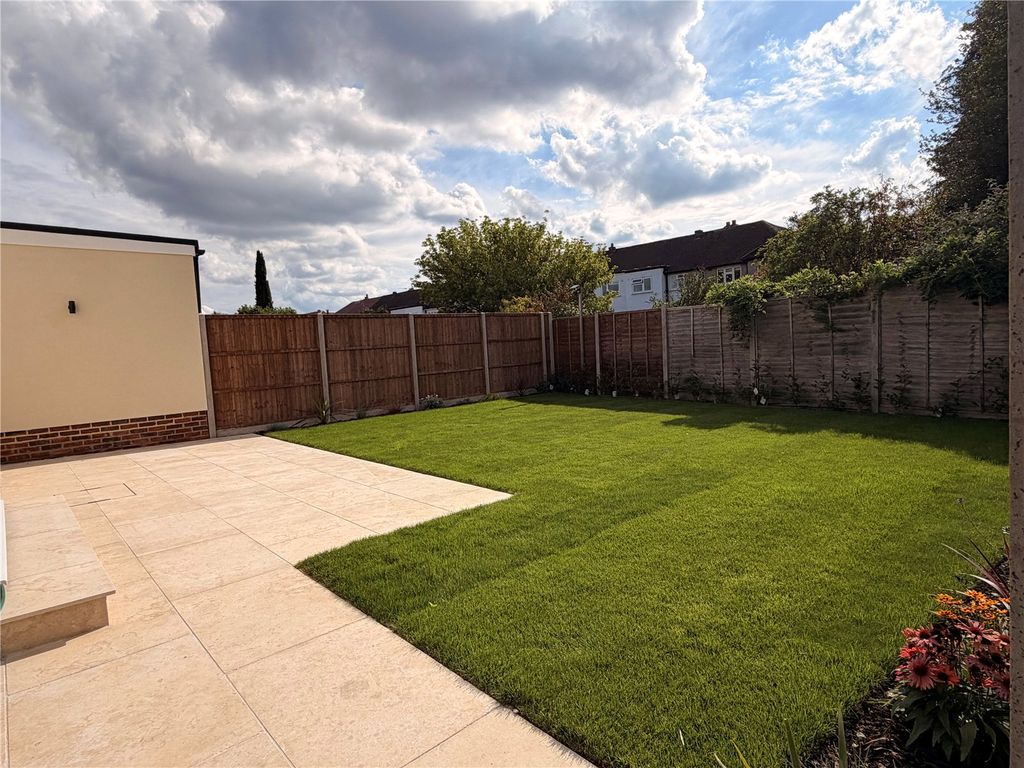 Property photo 2 of 11 Picture No. 10