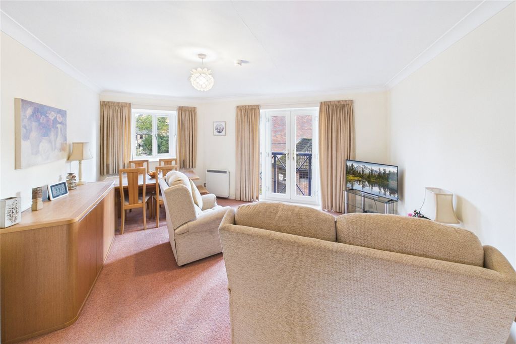 Property photo 3 of 8 Picture No. 08