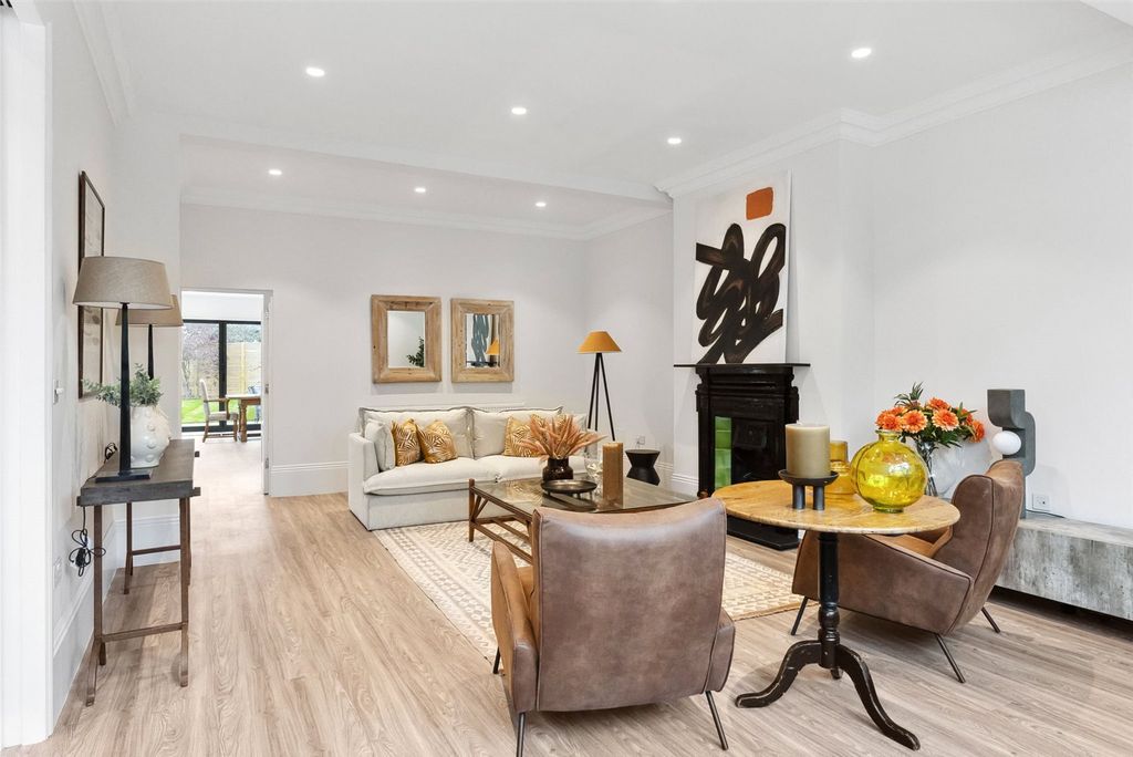 Additional image 5 of 4 bed semi-detached house for saleWindmill Road, Hampton Hill TW12