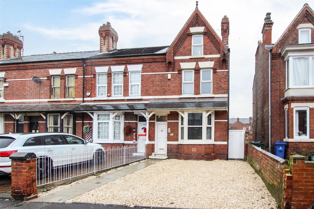 Property photo 1 of 21 Accommmodation