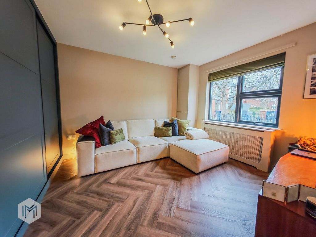 Property photo 3 of 26 Picture No. 19