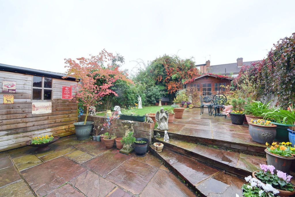 Property photo 3 of 13