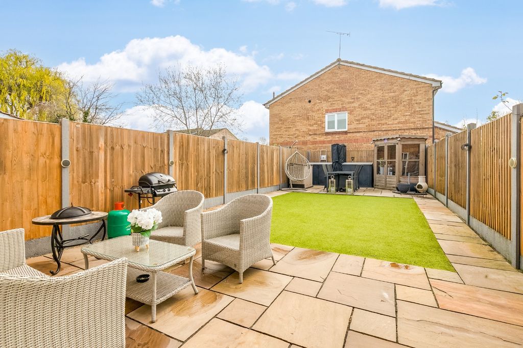 Property photo 3 of 22 4050103