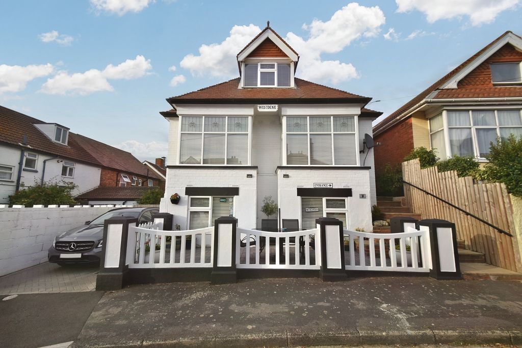 Property photo 1 of 37 Front