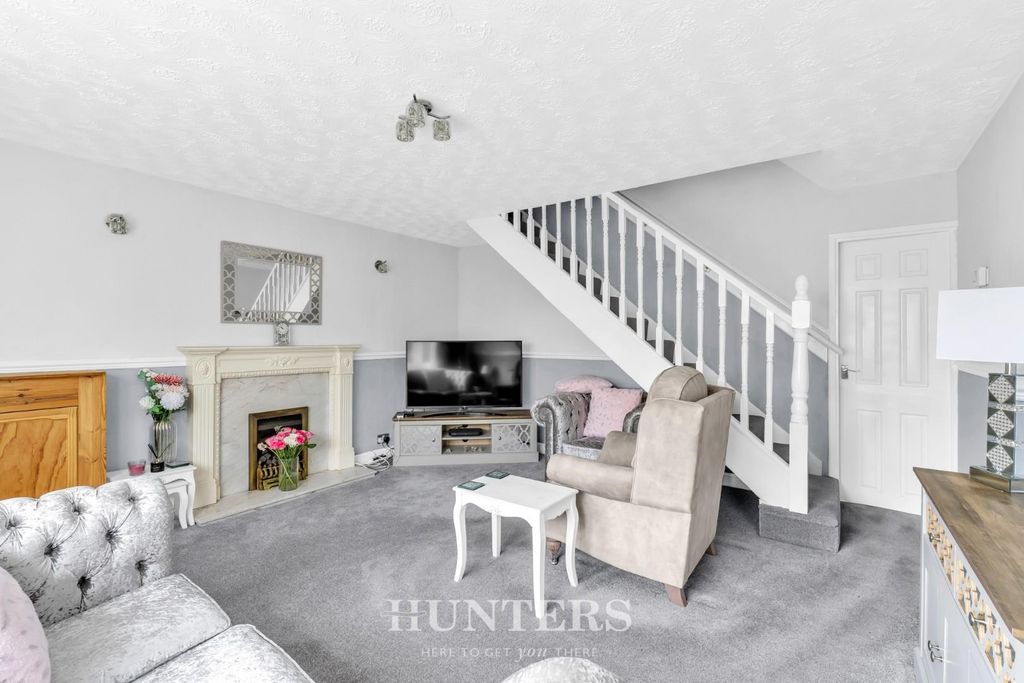 Property photo 3 of 21 Canterbury Crescent (2).Jpg