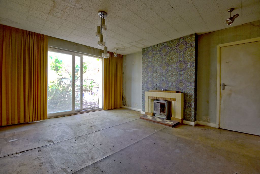 Property photo 3 of 17