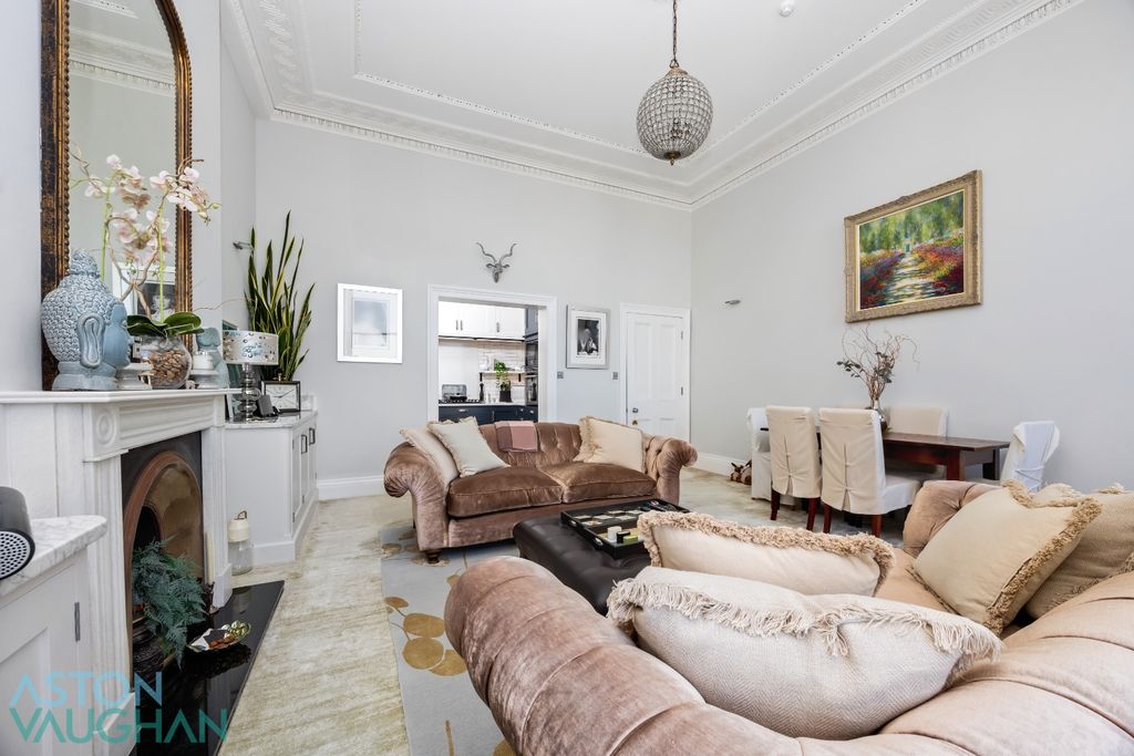 Property photo 3 of 31 5563634