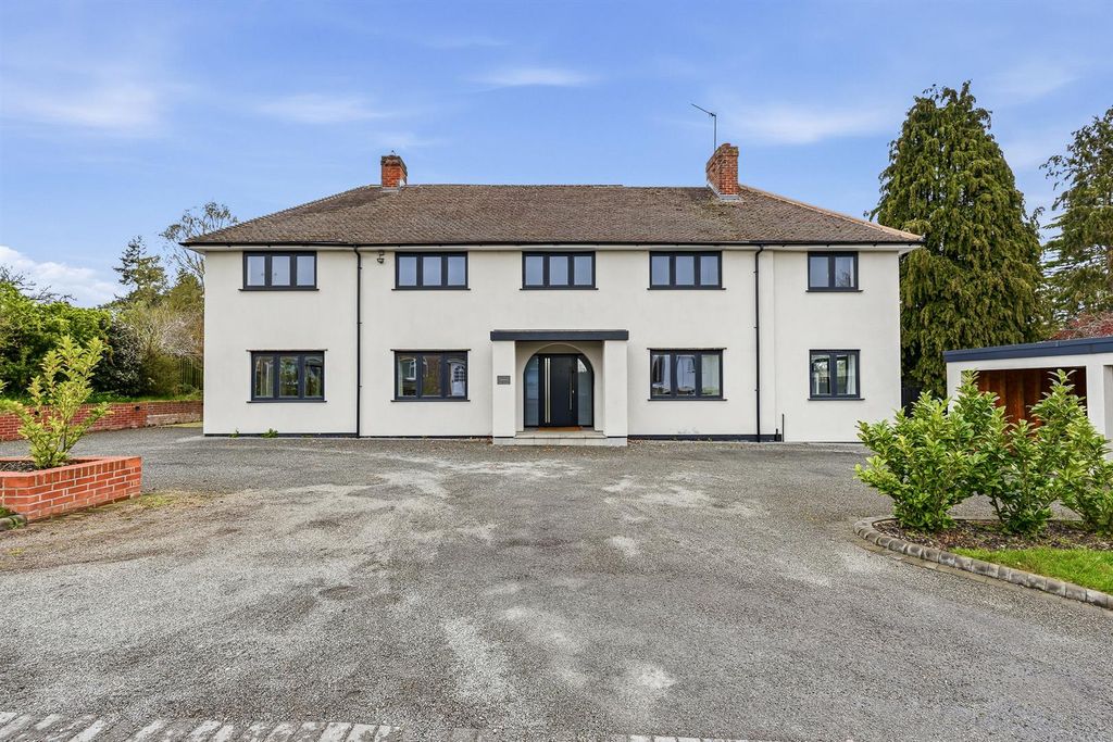 Property photo 1 of 24