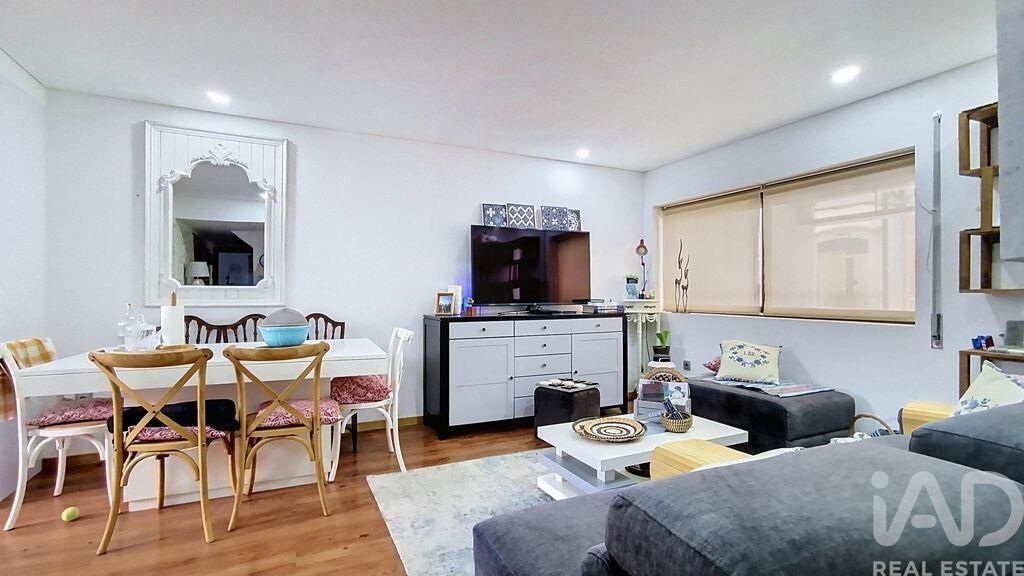 Property photo 1 of 27