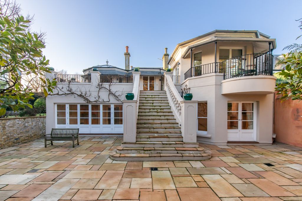 Property photo 1 of 34 5A1A9416