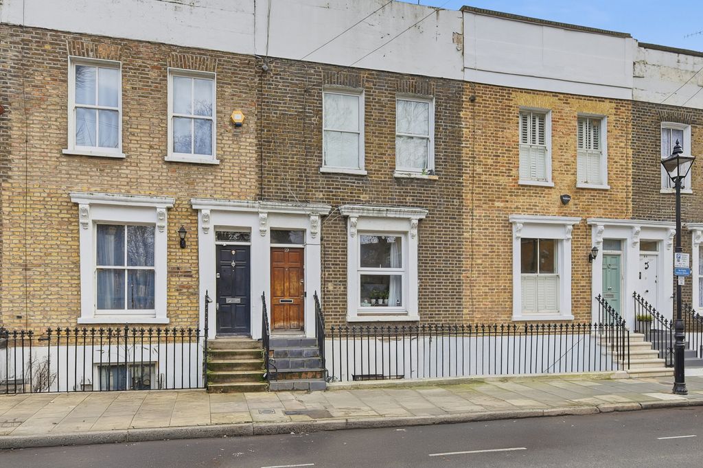 Property photo 2 of 16 Photo 2