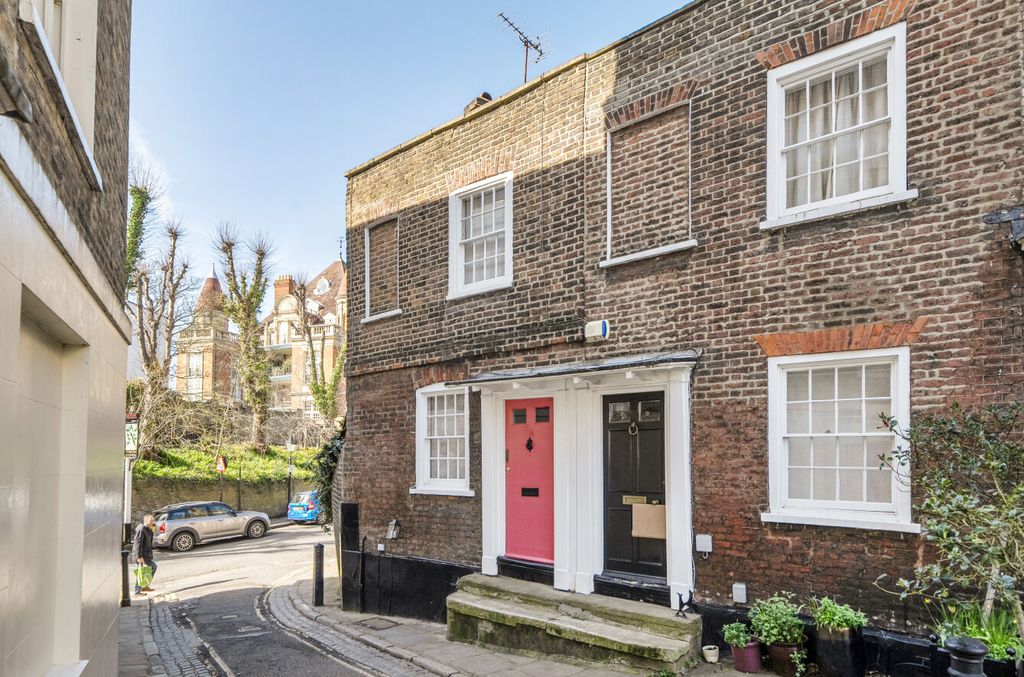 Property photo 1 of 15 1421019-11-69B950...