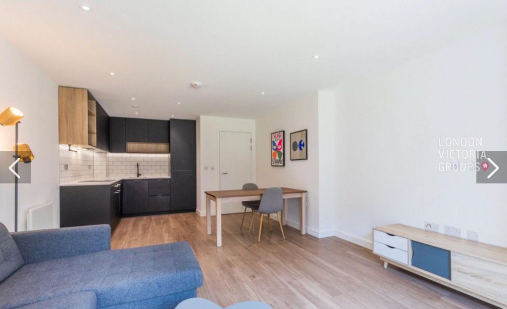 Property photo 3 of 18 1-1364.Jpg