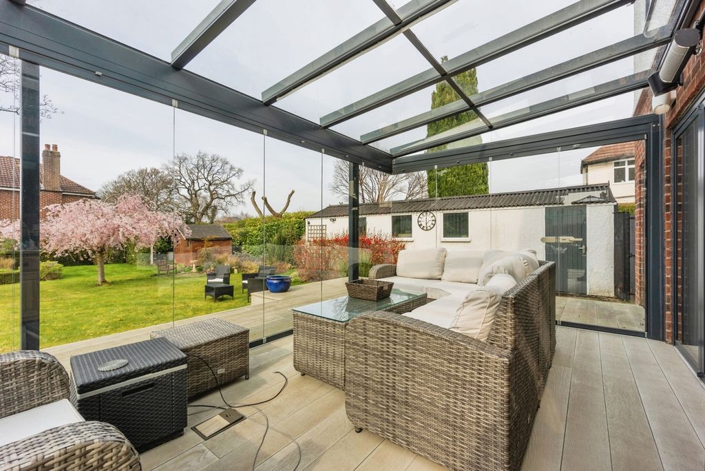 Property photo 3 of 25 Pbox-Img.Jpg