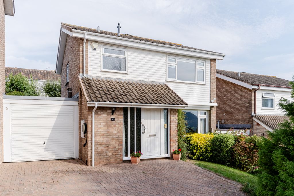 Property photo 1 of 24 A7404196-Hdr-1