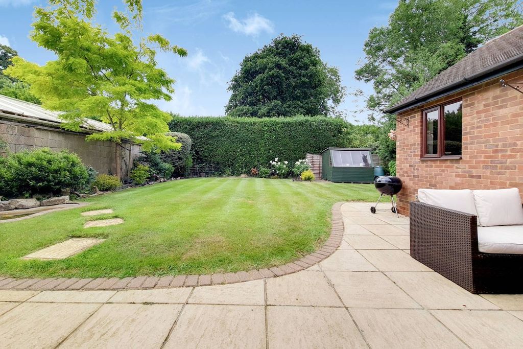 Property photo 2 of 16