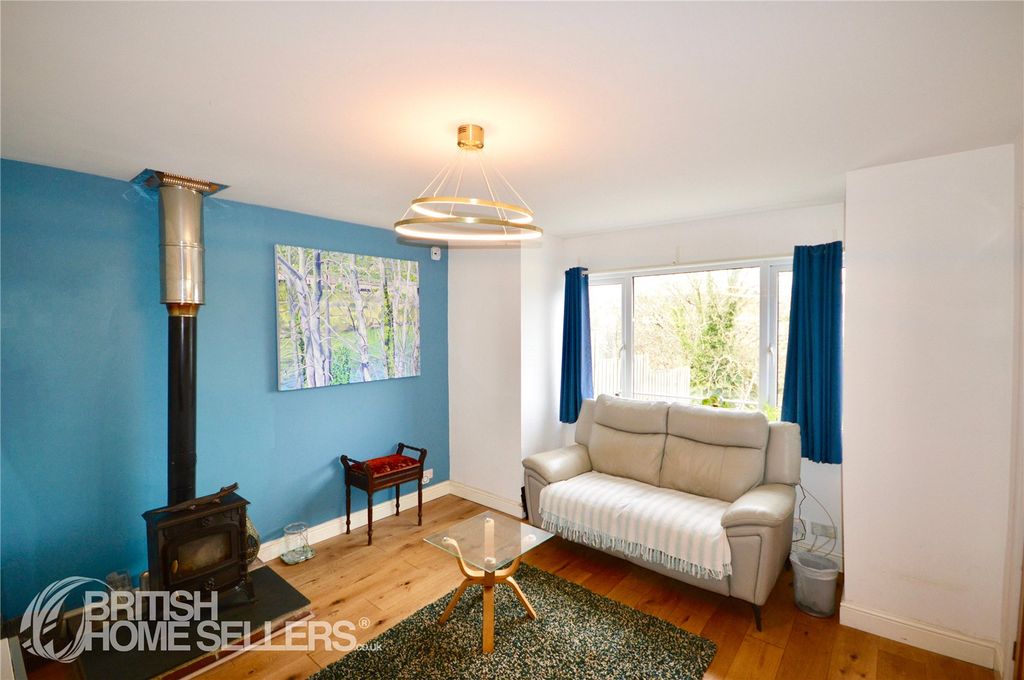 Property photo 3 of 15 Picture No. 12