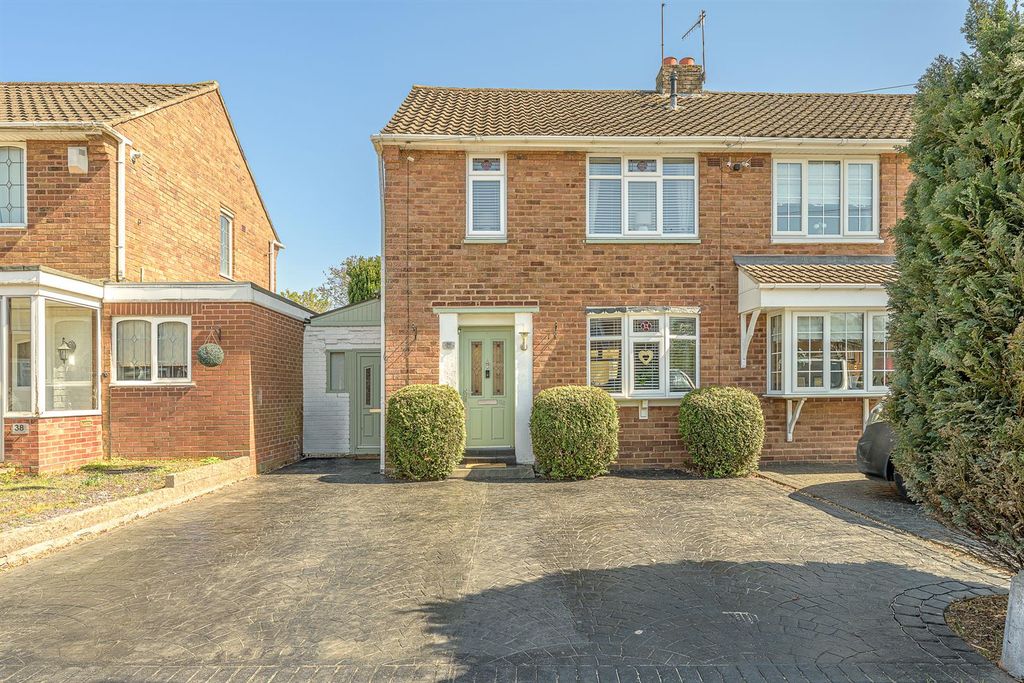 Property photo 1 of 25