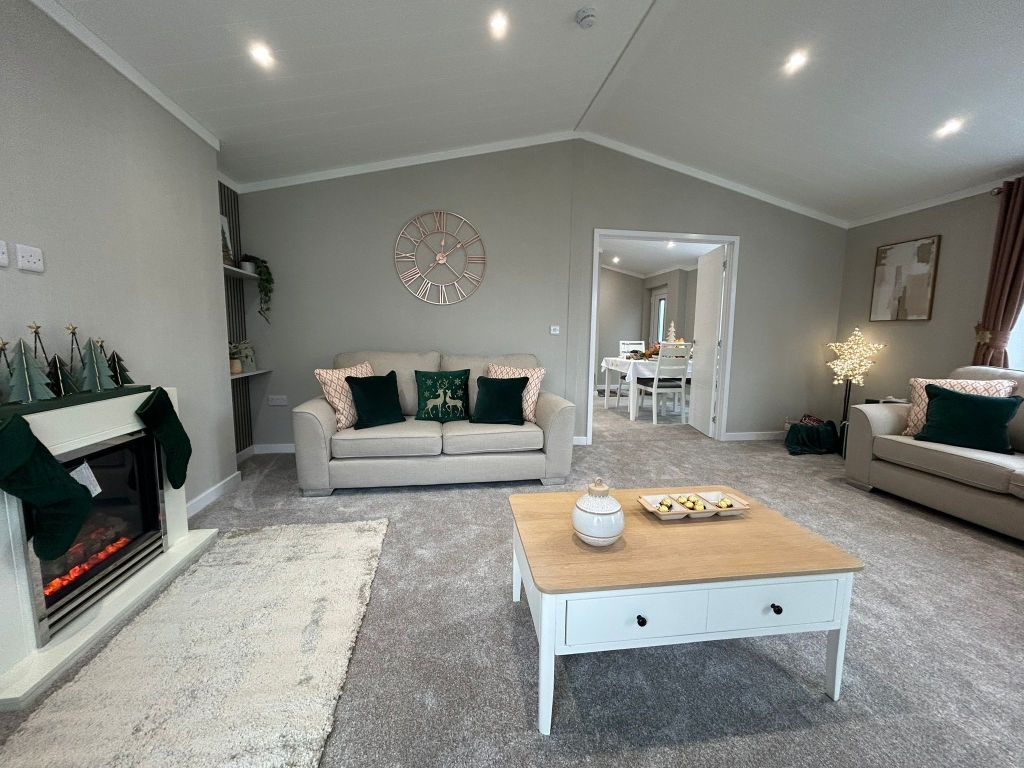 Property photo 3 of 9 3