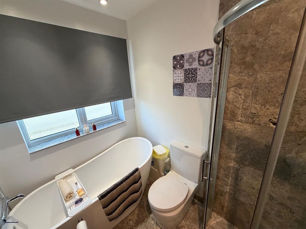 Property photo 3 of 15 Pic 7.Jpg