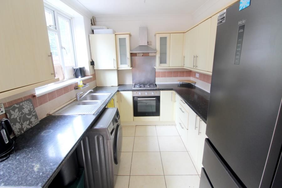 Property photo 3 of 9