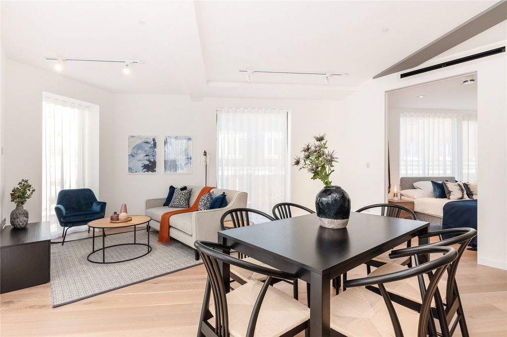 Property photo 1 of 15 Dining