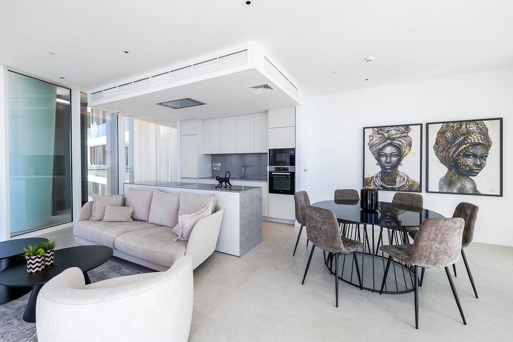 Property photo 2 of 30