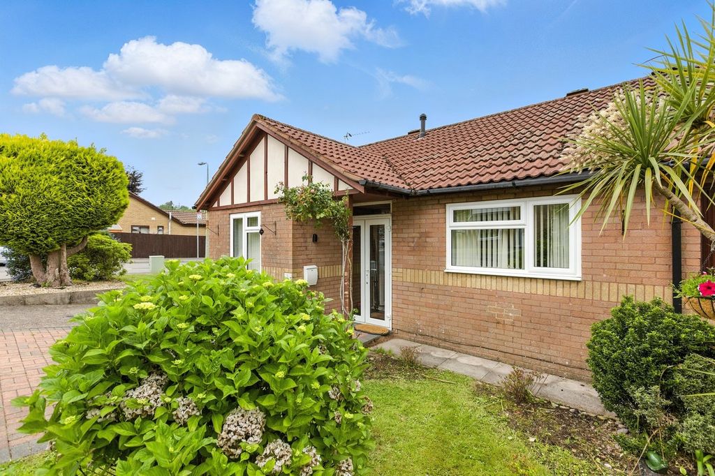 Property photo 3 of 26