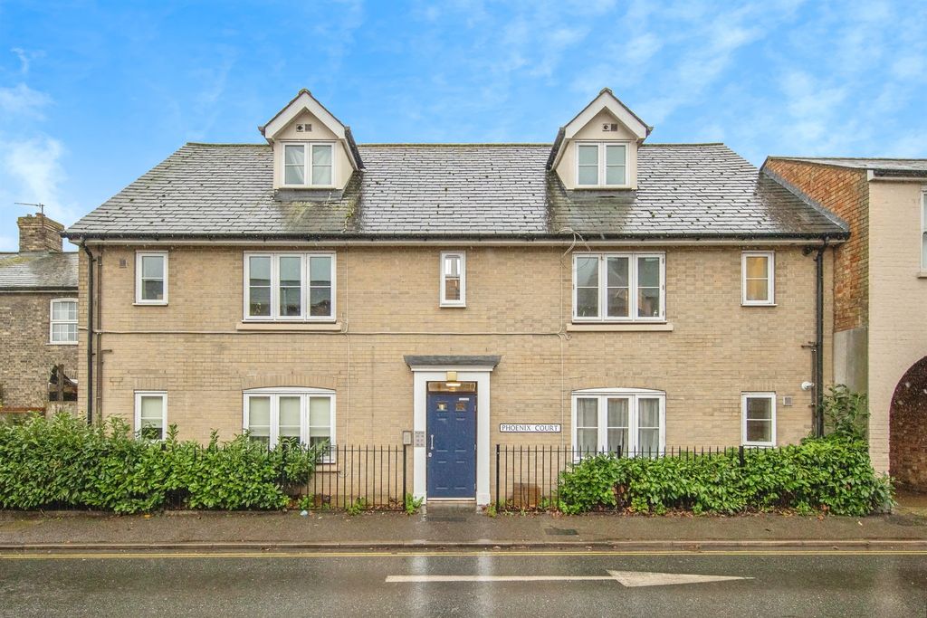 Property photo 1 of 9