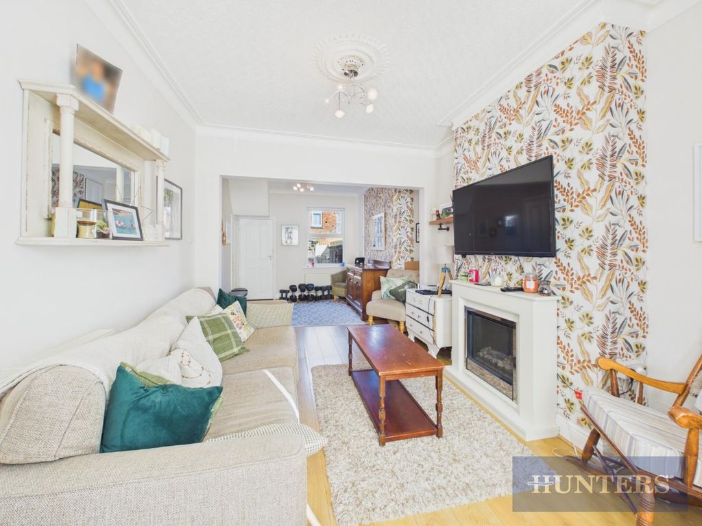 Property photo 3 of 16 Cam03444G0-Pr0154-Still016.Jpg