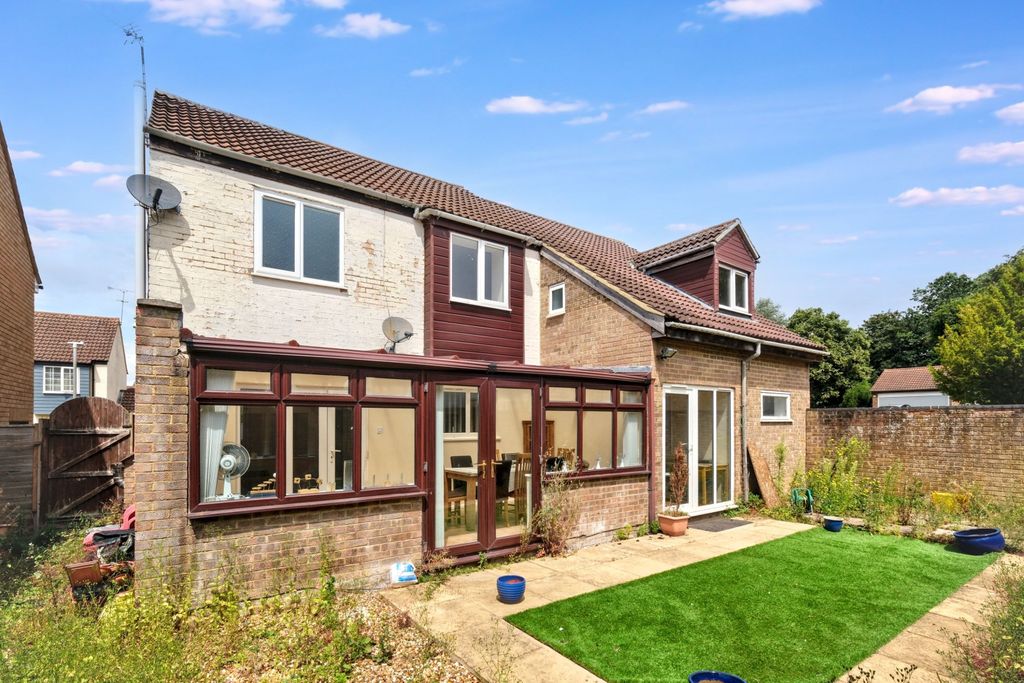 Property photo 3 of 20 51 Carters Close, Sherington, Newport Pagnell, Mk16 9Nw