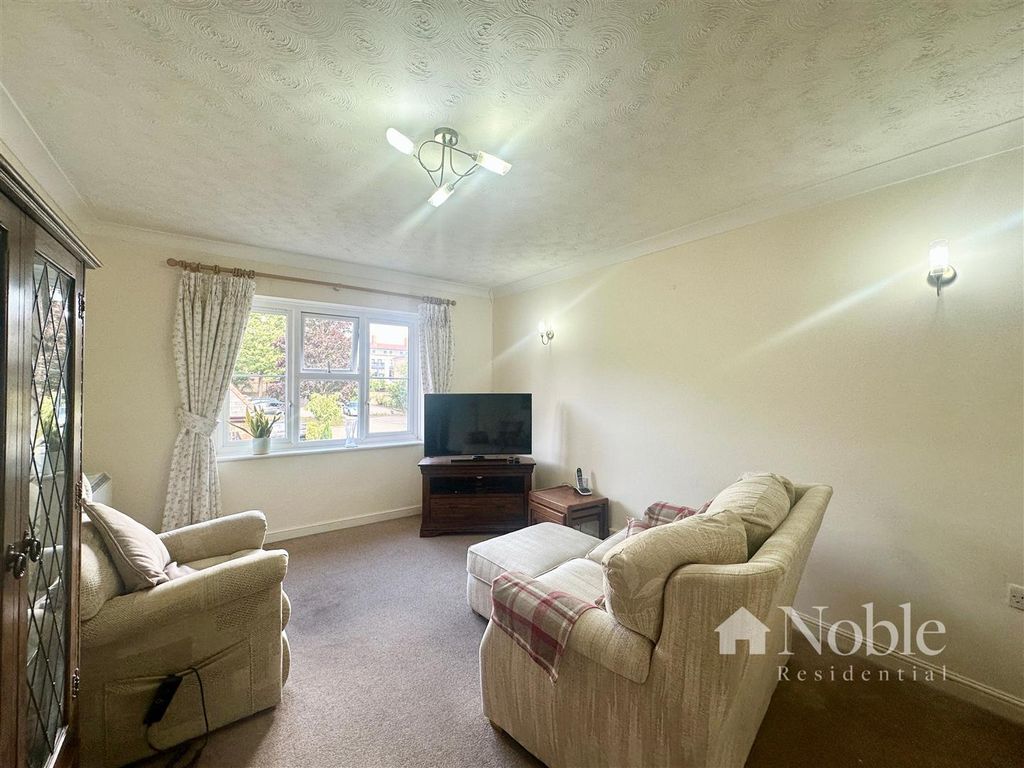 Property photo 2 of 10 Reception Room