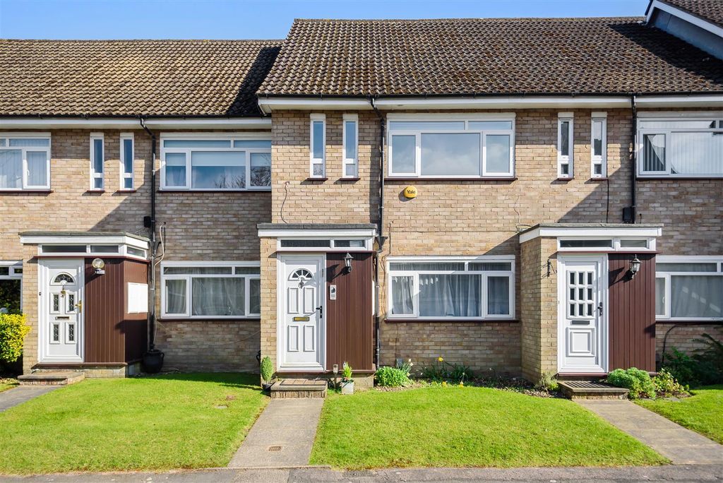 Property photo 1 of 11 Exterior: