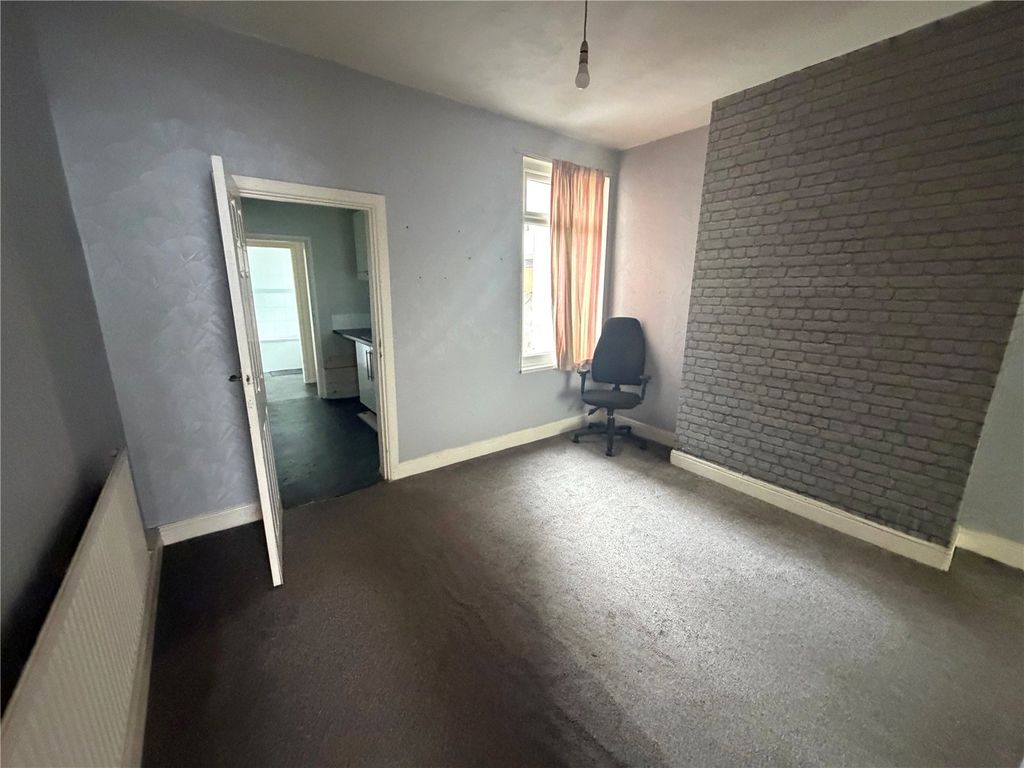 Property photo 3 of 8 Picture No. 08