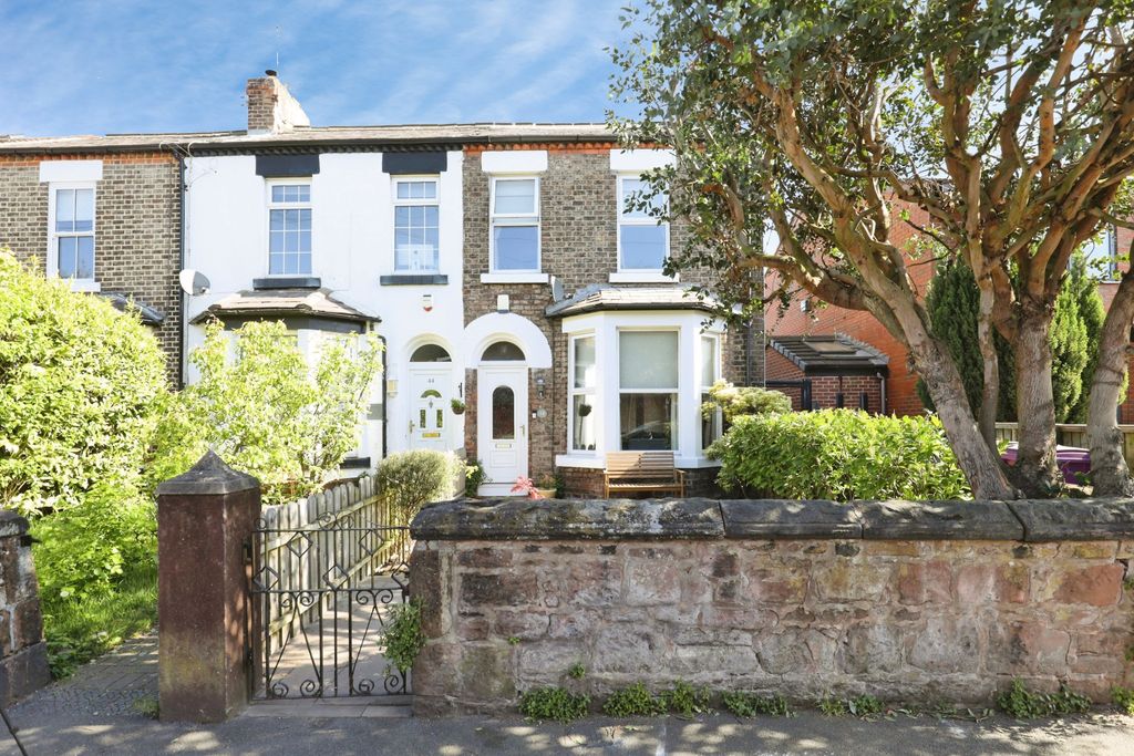 Property photo 1 of 18 Front