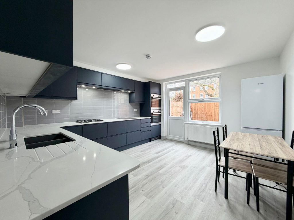 Property photo 1 of 6 Kitchen/Diner