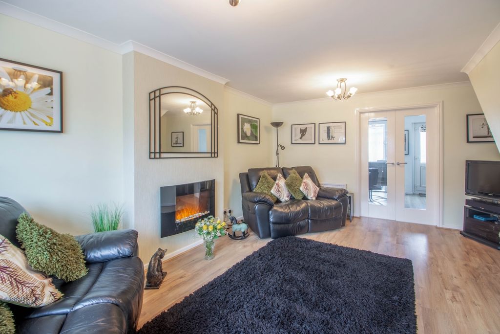 Property photo 2 of 23 Image-10-2