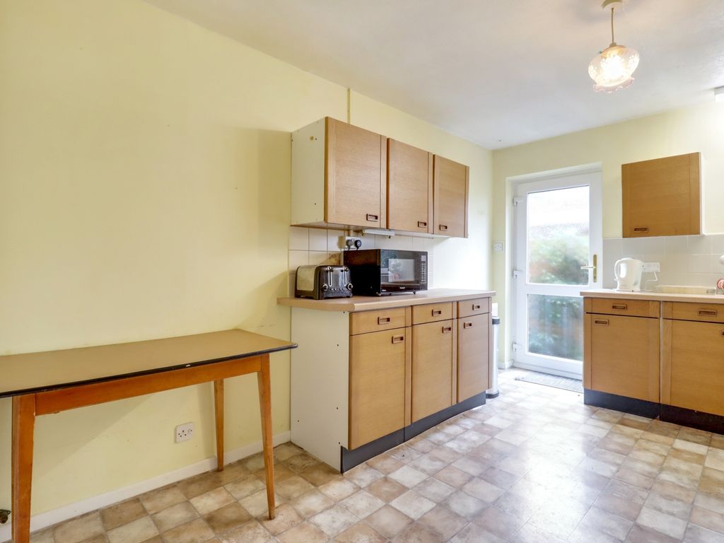 Property photo 3 of 21 Kitchen-II-2