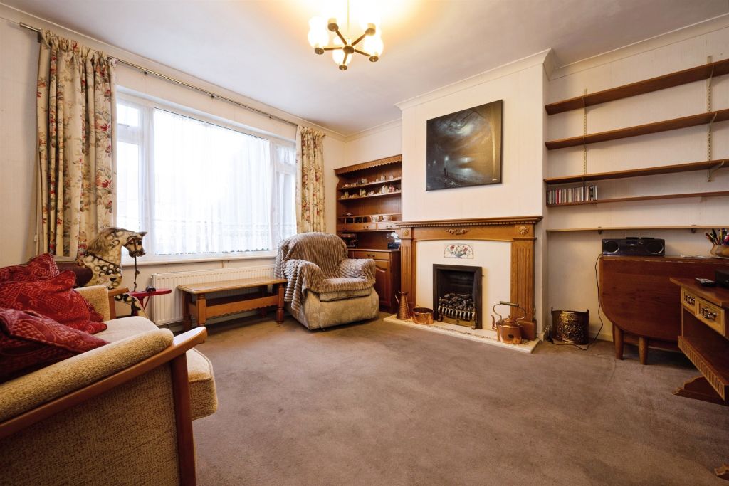 Property photo 2 of 16