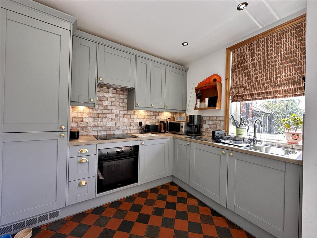 Property photo 2 of 18 Tempimage6Kvgmx.Jpg