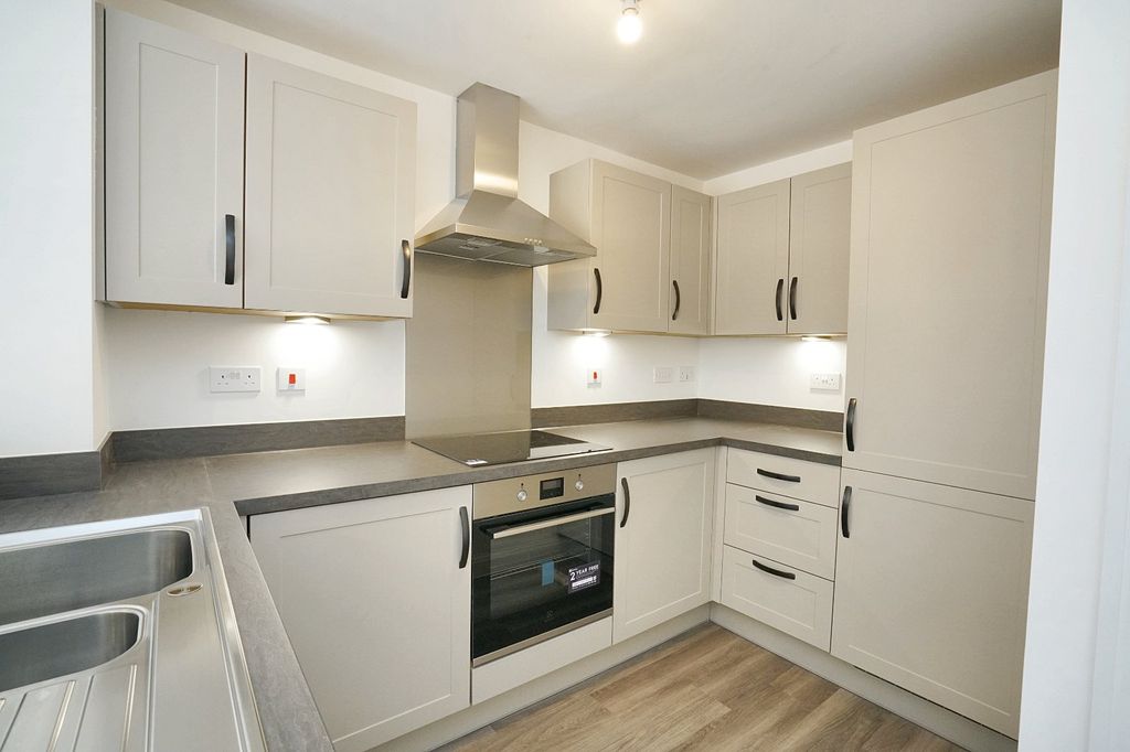 Property photo 2 of 21 Picture No. 04