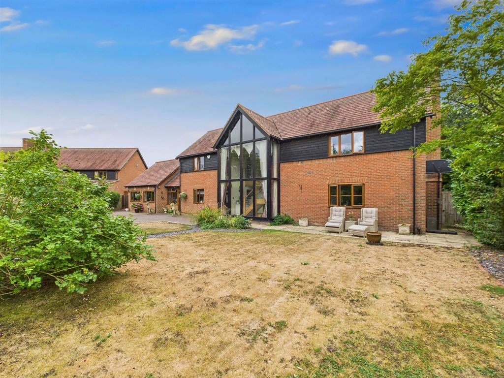 Property photo 1 of 31