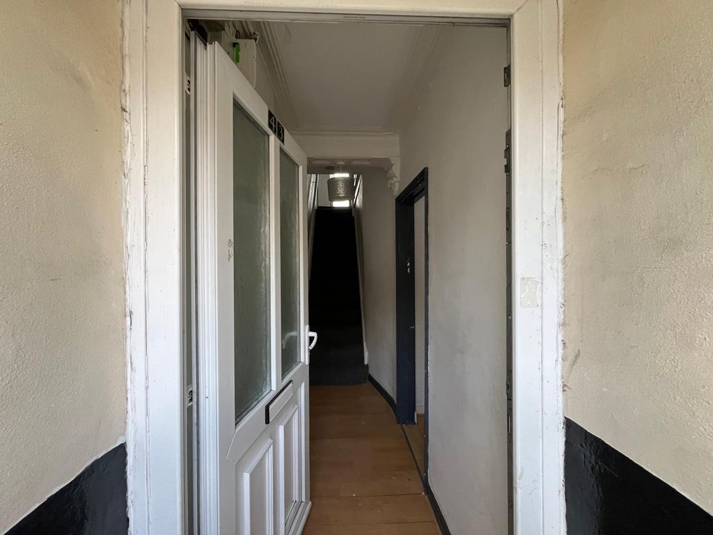 Property photo 2 of 26