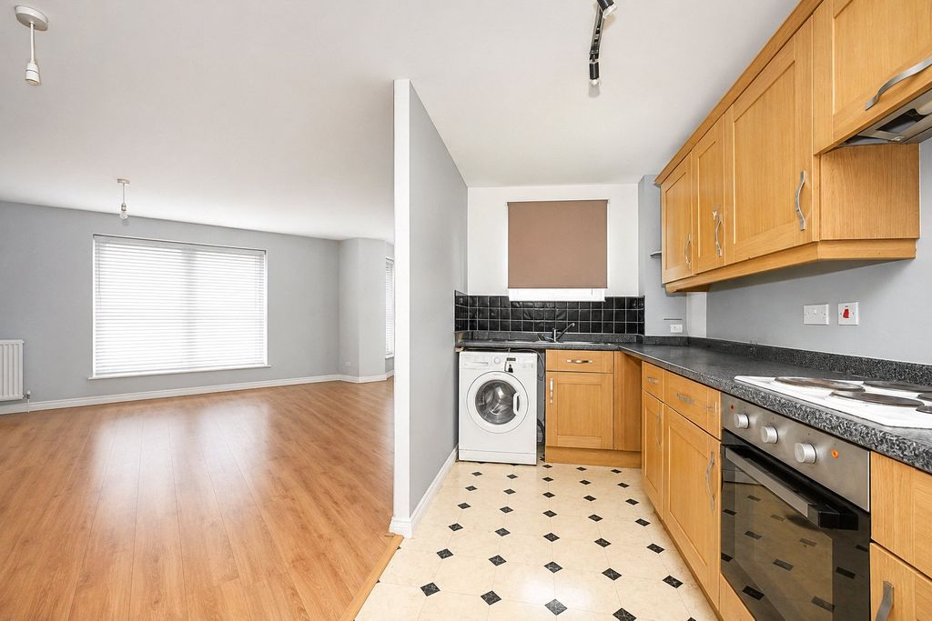 Property photo 3 of 7 Picture No. 08