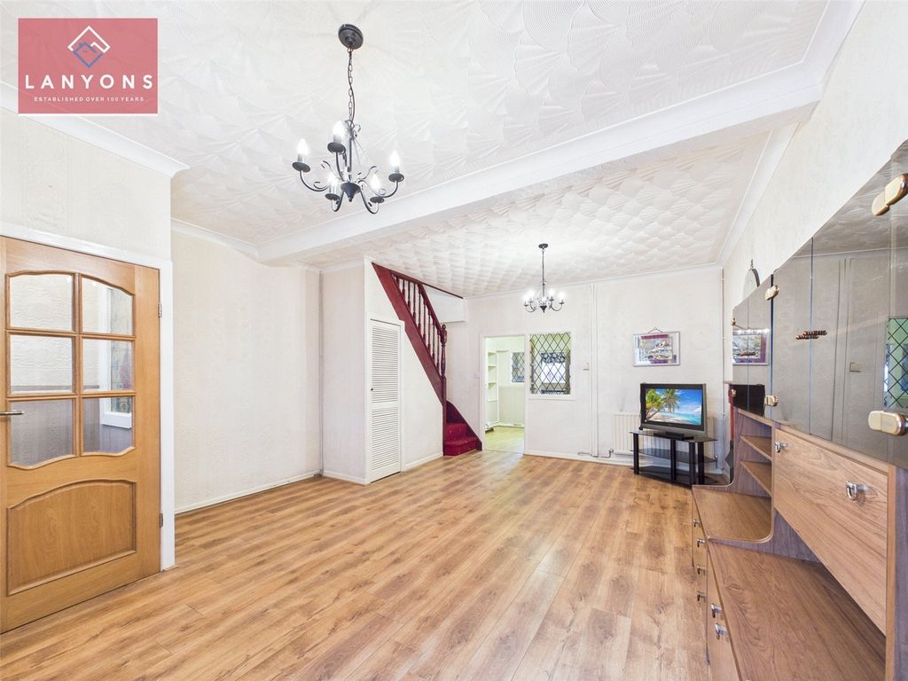 Property photo 2 of 14 Picture No. 08