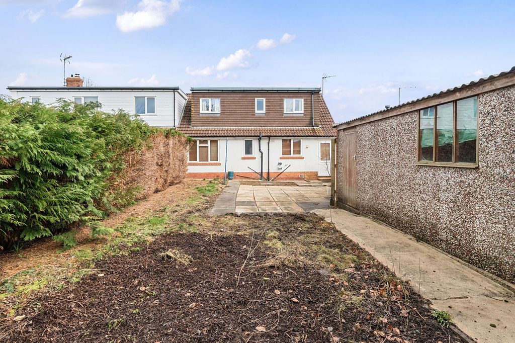 Property photo 3 of 20