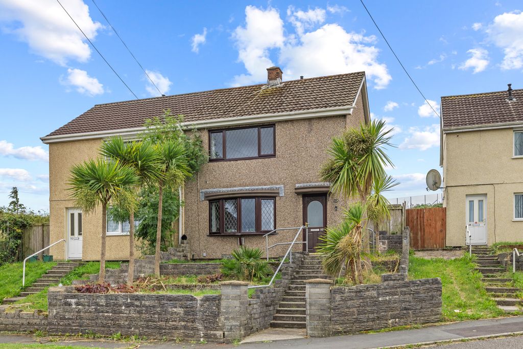 Property photo 1 of 20