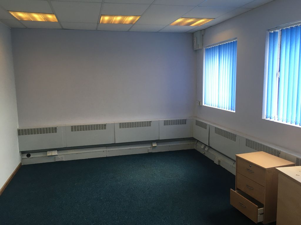 Property photo 2 of 3