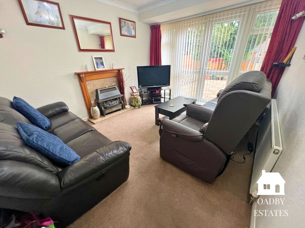 Property photo 3 of 13 Photo 4