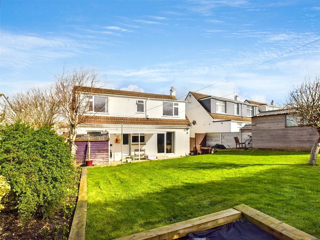 Property photo 2 of 16 Picture No. 05